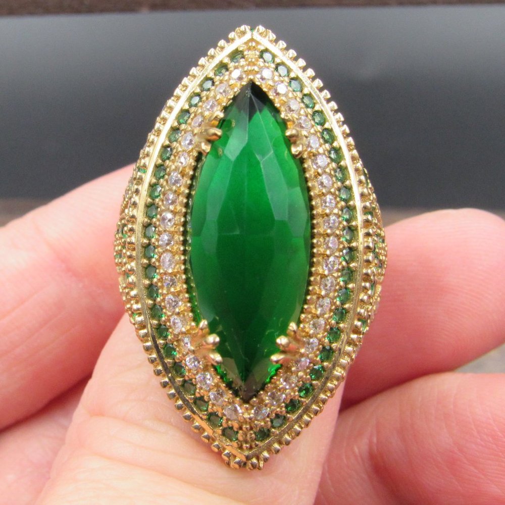 Size 8.5 Sterling Silver Green & Clear CZ Gem Band